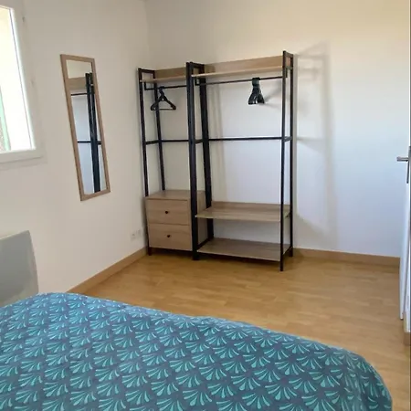 Apartment Gite Des Grads Joyeuse